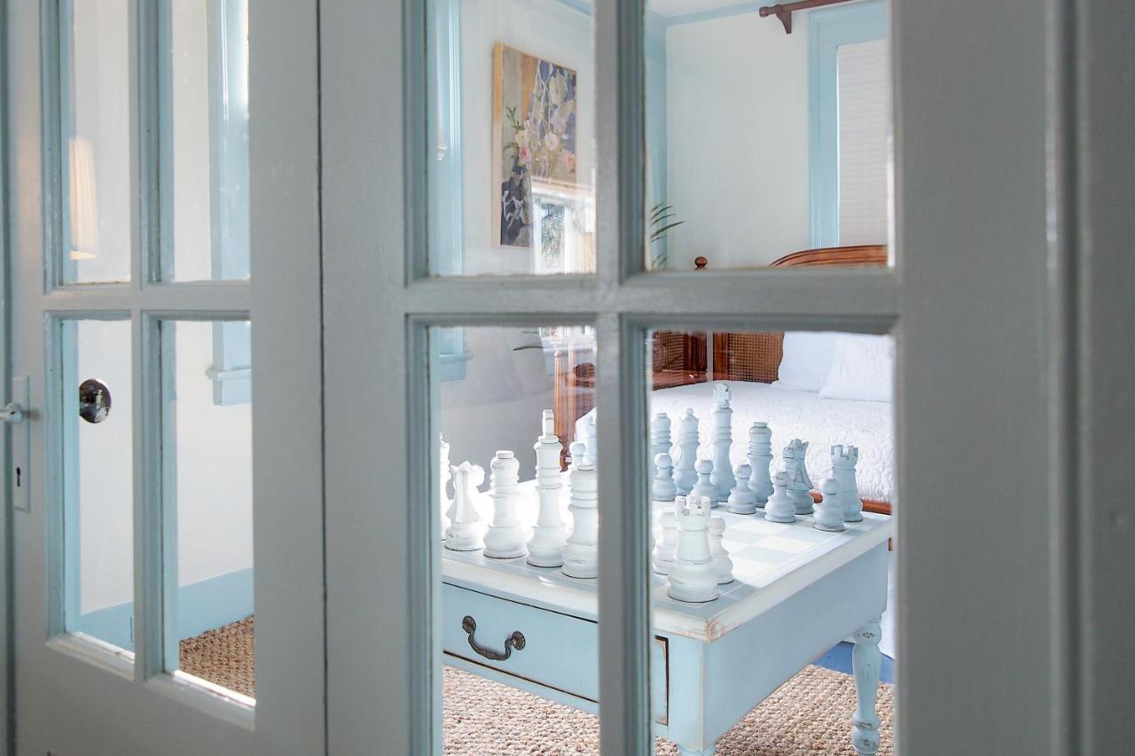 James Pharmacy Bed And Breakfast 올드세이브룩 외부 사진